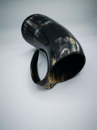 Zeige Details für Trinkbecher aus Orginal Rinderhorn mit Gravur Bild von Trinkbecher aus Orginal Rinderhorn mit Gravur