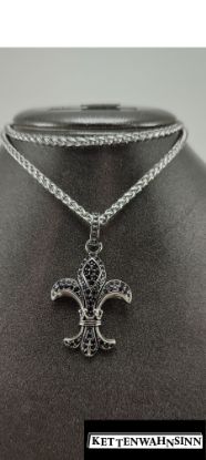 Zeige Details für Edelstahlkette in Silber mit Lilie Schwarz Bild von Edelstahlkette in Silber mit Lilie Schwarz