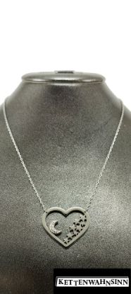 Zeige Details für Edelstahlkette in Silber mit Herz Sternen und Mond Bild von Edelstahlkette in Silber mit Herz Sternen und Mond