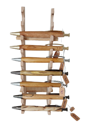 Bild von Kugelschreiber aus Holz für den persönlichen Schreibgenuss  € 29,- - ENE24