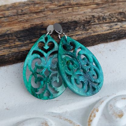 Zeige Details für Ornament-Ohrstecker - Tropfenform - aus Resin - ocean green Bild von Ornament-Ohrstecker - Tropfenform - aus Resin - ocean green