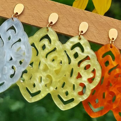 Zeige Details für Ornament-Ohrstecker - Rhombusform - sunshine yellow Bild von Ornament-Ohrstecker - Rhombusform - sunshine yellow