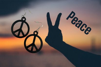 Stylische Peace-Ohrringe mit symbolischem Design, perfekt für einen entspannten Look Stylische Peace-Ohrringe mit symbolischem Design, perfekt für einen entspannten Look