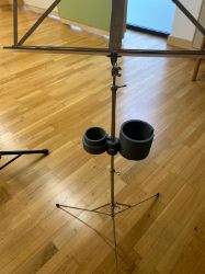 Bild von Blattkappenhalter für Klarinette / Saxophon und Getränkehalter