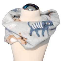 Picture of Kuschelige Loop-Schals aus Wellnessfleece