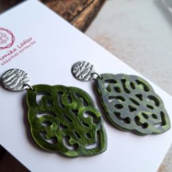 Picture of Ornament-Ohrstecker - Rhombusform aus Resin - grün - Stecker rund