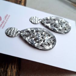 Bild von Ornament-Ohrstecker - Tropfenform - silver black
